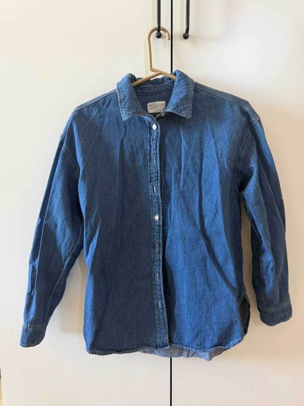 Universal Thread Long Sleeve Button-Down Shirt